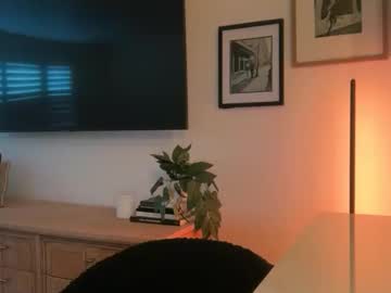 madame_andi's chat room