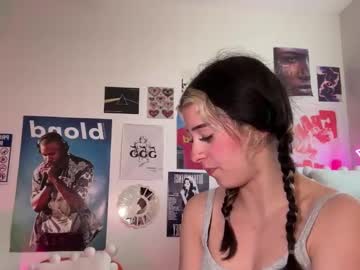 angelalex29's chat room