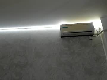 v_deville's chat room