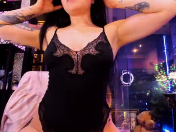 alma_pearl's chat room