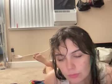 beebeebuzzzzzz's chat room