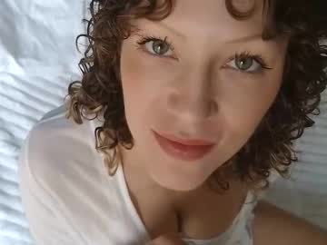 angelbabyphoebe's chat room