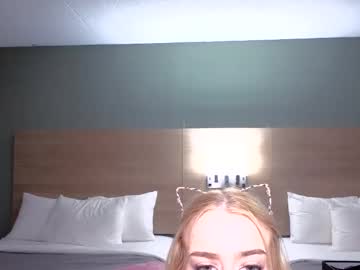 daddyissuessab's chat room