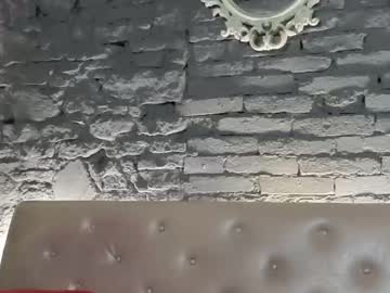 vixvixenn's chat room