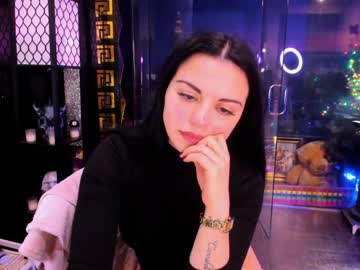 alma_pearl's chat room