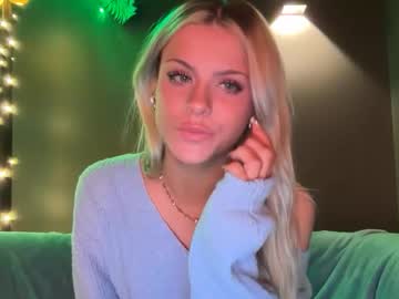 ella_hill's chat room