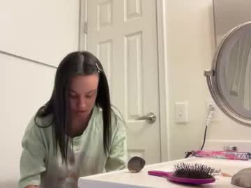 briannay0unggg's chat room