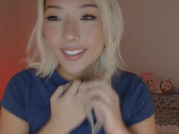 vivianwinters's chat room