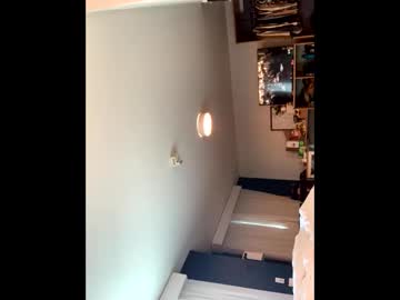 intothewoodswego's chat room