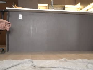 petite_fuck's chat room