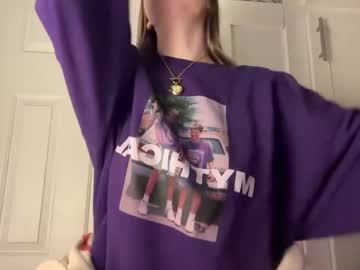 fantasyella's chat room