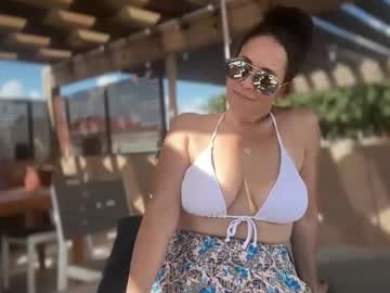 sayplsgdgrl's chat room