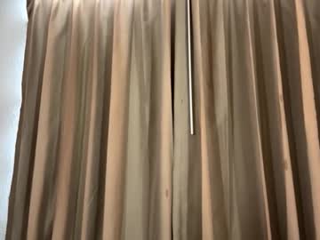 deepthroatqueen33's chat room