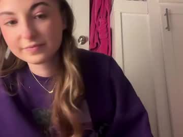 fantasyella's chat room