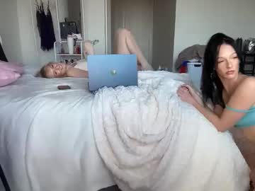 lunarose17's chat room