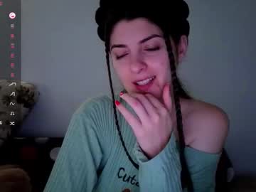 _just_a_simple_girl's chat room