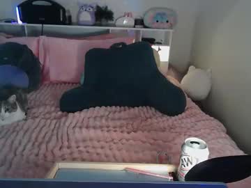 lolaa555's chat room