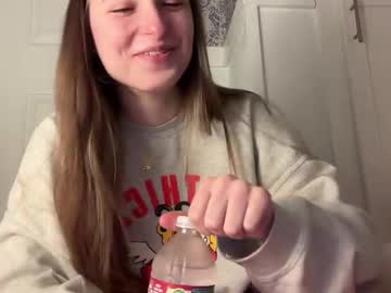 fantasyella's chat room