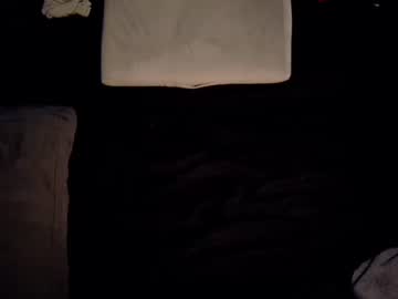 two4playin's chat room