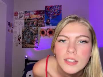 elliee81's chat room