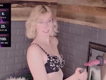 evilvillainess's chat room