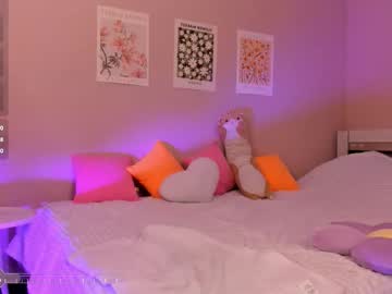 eva_after_dark's chat room