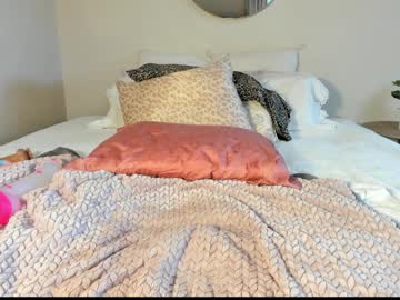 sexxylaurab's chat room