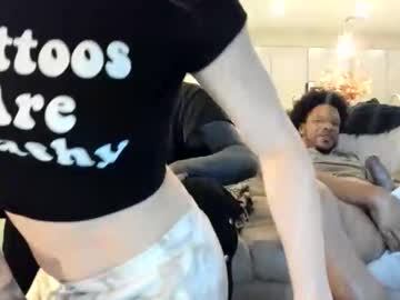 taylorxxxrae's chat room