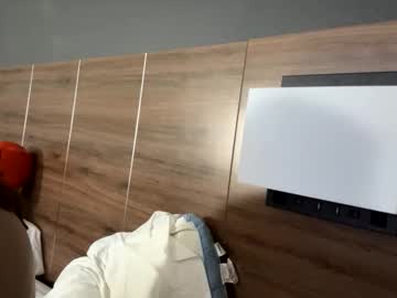 deepthroatqueen33's chat room