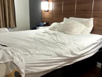 deepthroatqueen33's chat room