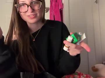 fantasyella's chat room