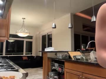 lunarose17's chat room