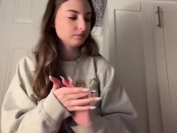 fantasyella's chat room