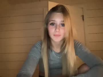 carlybora's chat room