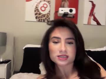 camilaaa15's chat room