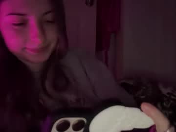 fantasyella's chat room