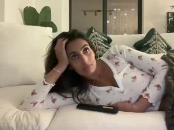 camiliakxoxo's chat room