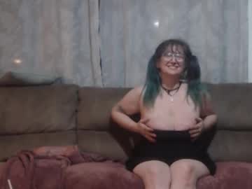 alluring4fun's chat room