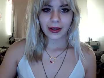 lolalixx6969's chat room