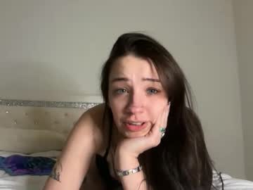 hannahtaylorr's chat room