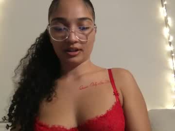 rosalinatoosexy's chat room