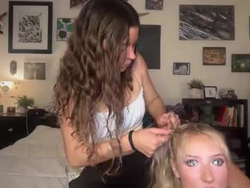 miamoorexo's chat room