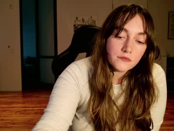 clover_tully's chat room