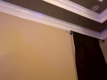 malia_skye's chat room