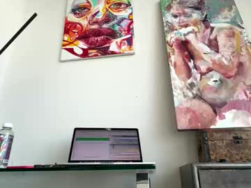 hawt_ass_milf's chat room