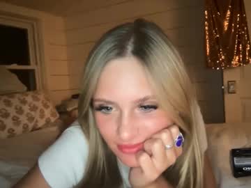 carlybora's chat room