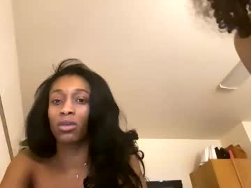 cutieeeva's chat room