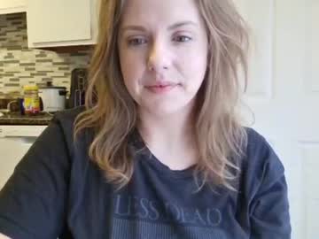 tinywithtiddies's chat room