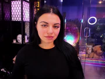 alma_pearl's chat room