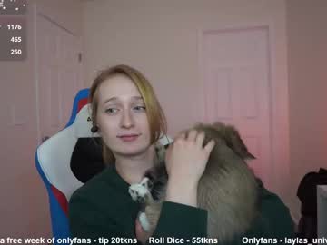 laylas_universe's chat room